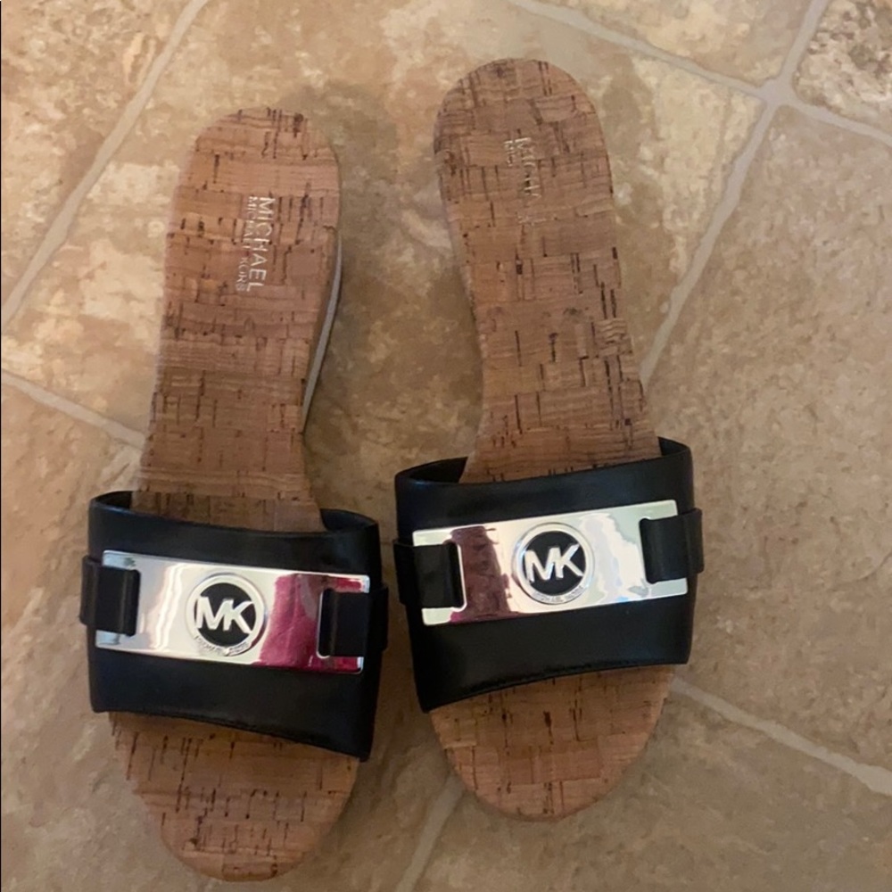 MK Sandal
